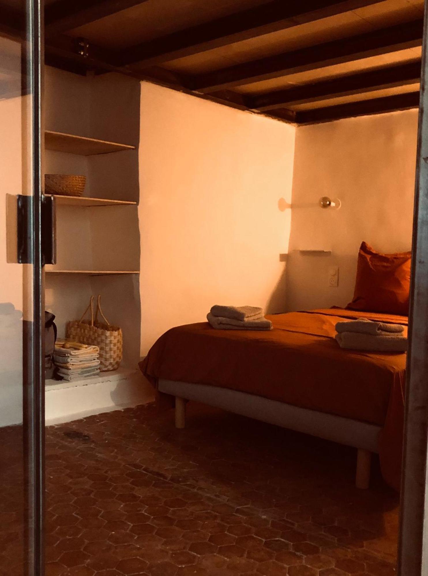 Superbe Appartement Familial En Coeur De Ville - Parking - Petit Dej Sur Demande Ла Сиота Екстериор снимка