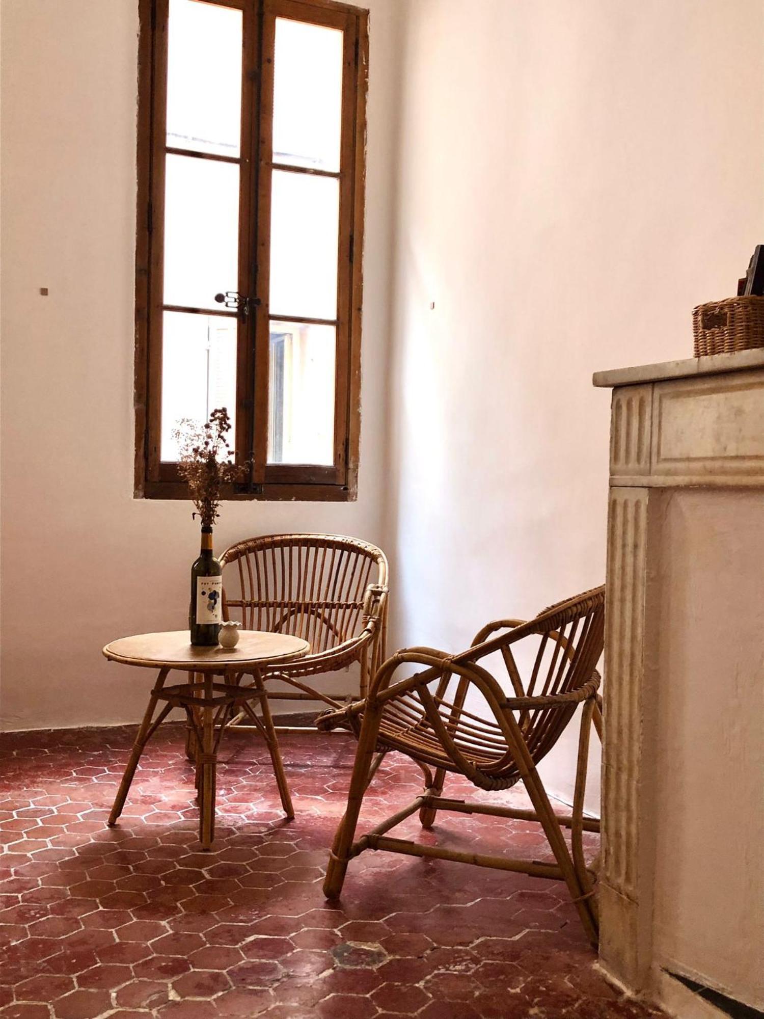 Superbe Appartement Familial En Coeur De Ville - Parking - Petit Dej Sur Demande Ла Сиота Екстериор снимка